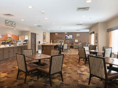 Express & Chicago-deerfield Lincolnshire By Ihg