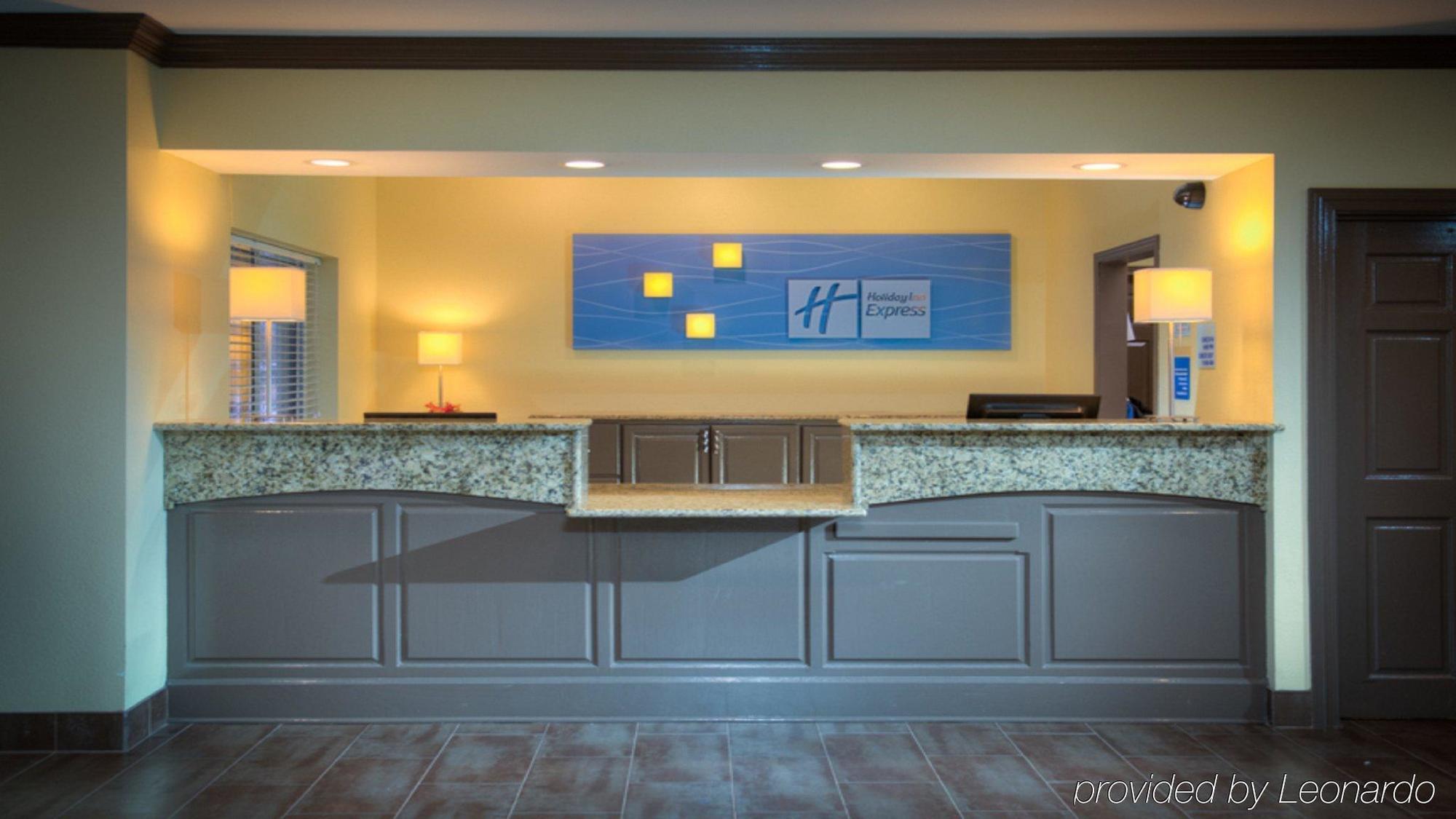 Express & Chicago-deerfield Lincolnshire By Ihg 2* Riverwoods